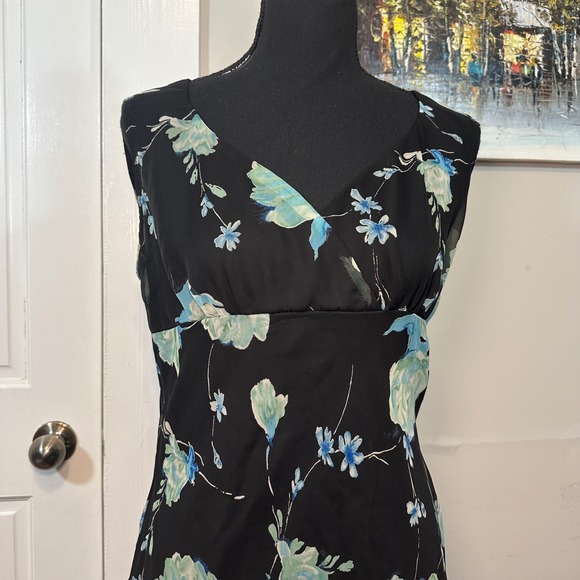 Vintage Floral V-Neck Midi Dress Black Blue Ruffle Hem Sleeveless Made in USA - Picture 4 of 8